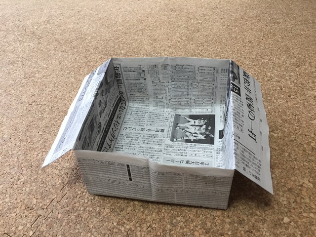 折り紙のゴミ箱を新聞紙で 縦長で深い丈夫な折り方で簡単 ために